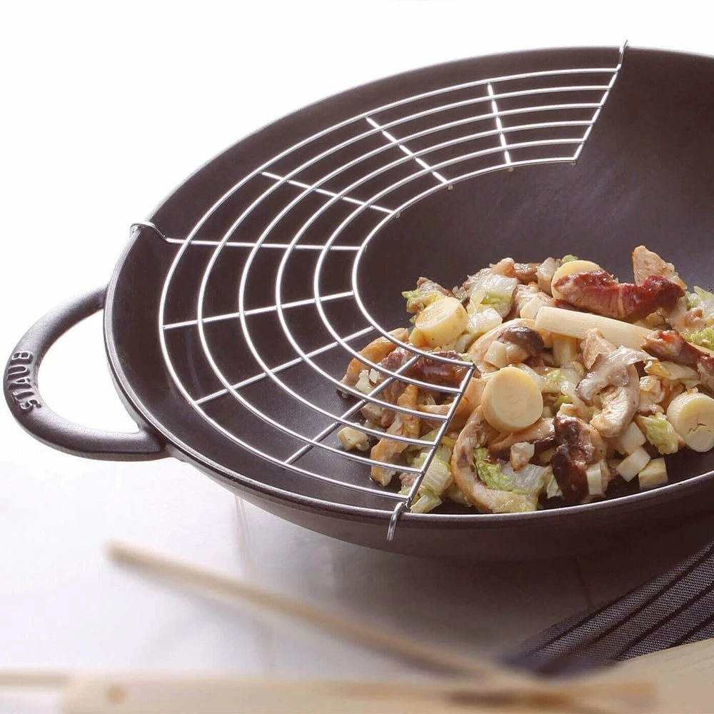 Staub 4.5 Qt. Perfect Frying Pan | Matte Black - Image 3