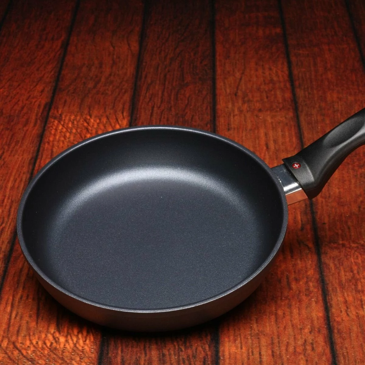 Swiss Diamond | HD Fry Pan - 8" 4 Swiss Diamond | HD Fry Pan - 8" - Image 4