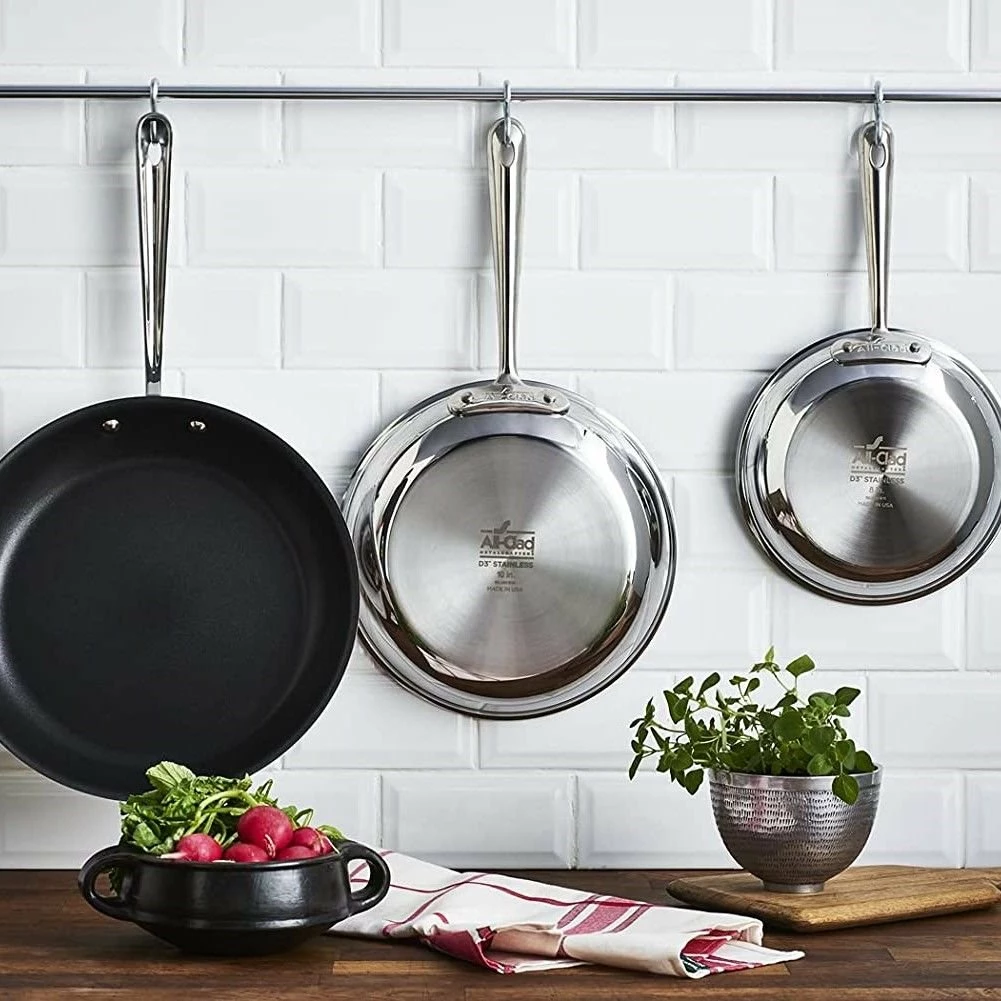 All-Clad D3 Stainless Steel 8" Fry Pan 7 All-Clad D3 Stainless Steel 8" Fry Pan - Image 7