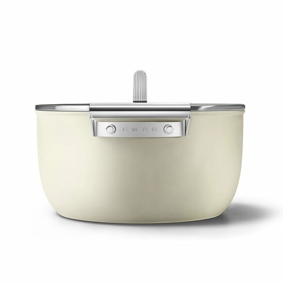 SMEG 8 Qt. Nonstick Casserole Dish With Lid | Cream 3 SMEG 8 Qt. Nonstick Casserole Dish With Lid | Cream - Image 3