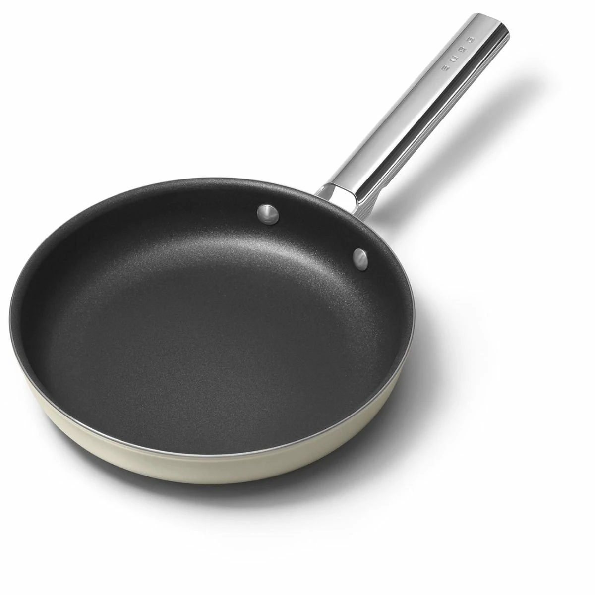 SMEG 9.5" Nonstick Fry Pan | Cream 2 SMEG 9.5" Nonstick Fry Pan | Cream - Image 2