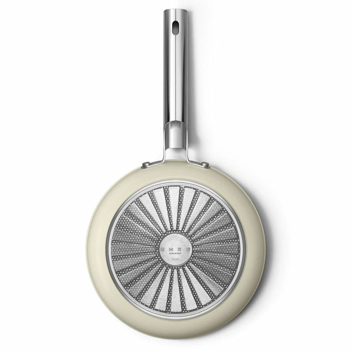 SMEG 9.5" Nonstick Fry Pan | Cream 4 SMEG 9.5" Nonstick Fry Pan | Cream - Image 4