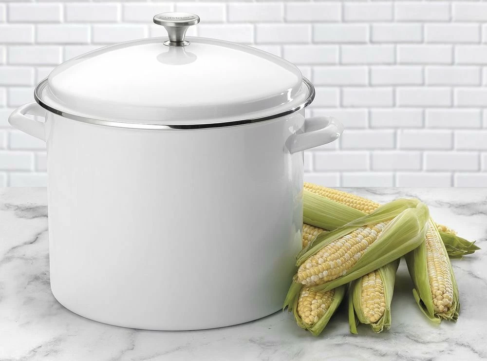 Cuisinart Chef's Classic 16-Quart Enamel On Steel Stockpot With Cover | White 2 Cuisinart Chef's Classic 16-Quart Enamel On Steel Stockpot With Cover | White - Image 2