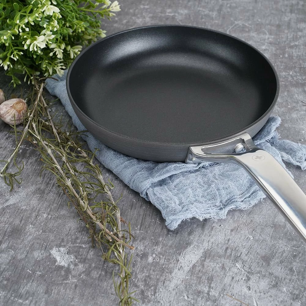 Swiss Diamond | Hard Anodized Induction 12" Nonstick Frypan - Image 3