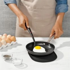 OXO Nonstick Pro | 8” Frypan 5 OXO Nonstick Pro | 8” Frypan -Swiss Diamond shop sw 1040612 9a