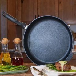 Swiss Diamond | XD Fry Pan - 12.5" 10 Swiss Diamond | XD Fry Pan - 12.5" -Swiss Diamond shop swiss diamond lifestyles square 0009 swiss diamond lifestyles 2022 3245