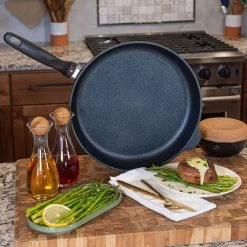 Swiss Diamond | XD Fry Pan - 12.5" 11 Swiss Diamond | XD Fry Pan - 12.5" -Swiss Diamond shop swiss diamond lifestyles square 0011 swiss diamond lifestyles 2022 3243