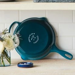 Le Creuset 9" Signature Enameled Cast Iron Skillet | Deep Teal 9 Le Creuset 9" Signature Enameled Cast Iron Skillet | Deep Teal -Swiss Diamond shop teal