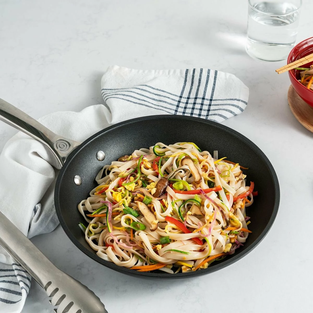 Le Creuset 10" Fry Pan | Toughened Nonstick Pro - Image 6