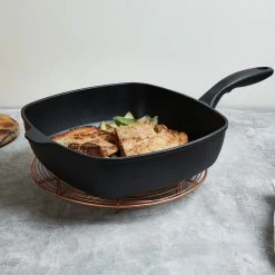 Swiss Diamond | HD Square Sauté Pan With Lid - 11" X 11" (5.3 Qt.) 9 Swiss Diamond | HD Square Sauté Pan With Lid - 11" X 11" (5.3 Qt.) -Swiss Diamond shop xd66283c v3